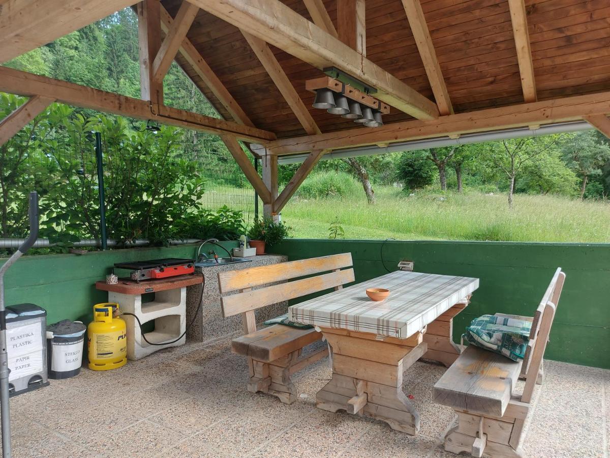 Apartmaji Katrc Soča Kültér fotó