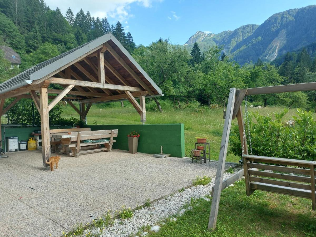 Apartmaji Katrc Soča Kültér fotó